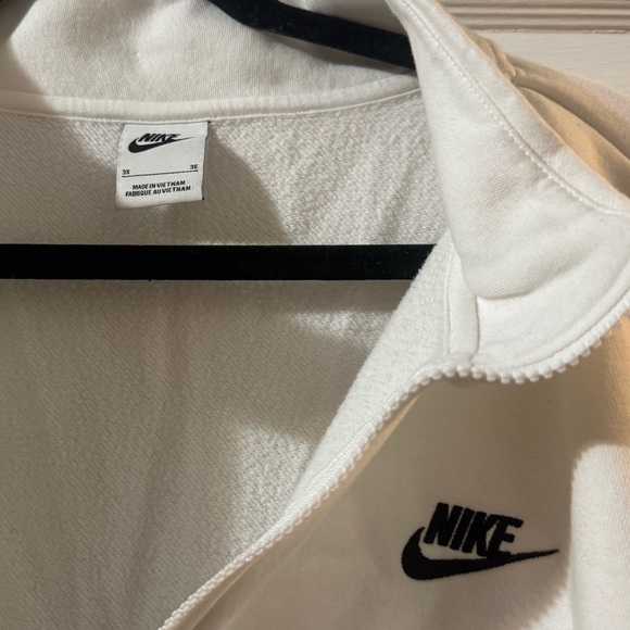 Nike Women’s White Half-Zip Pullover Sweatshirt with Black Logo - Picture 2 of 2